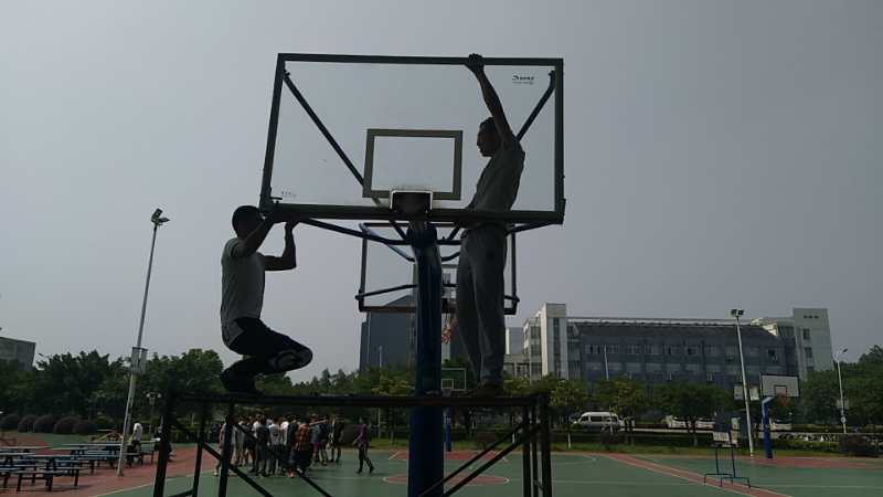 玉峰体育篮球架