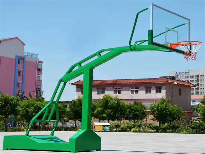 篮球架的摆放和乒乓球台面材料